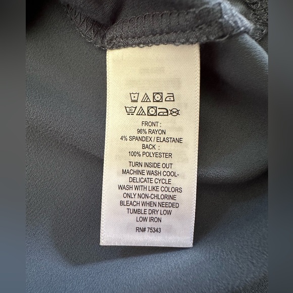 🩵 TAHARI women’s top 🩵 - Picture 10 of 10